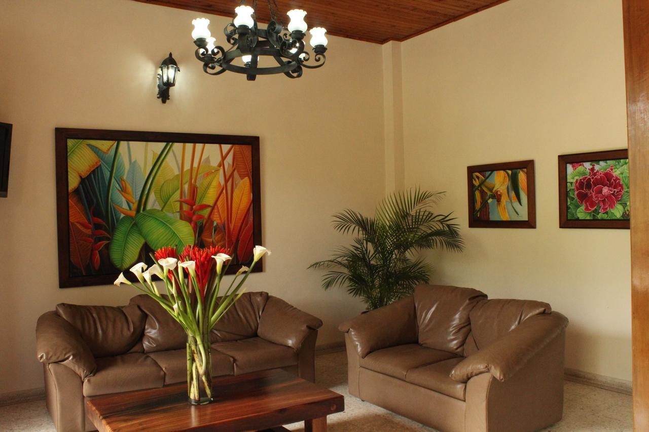 Hotel Valdivia Plaza Jardín Εξωτερικό φωτογραφία