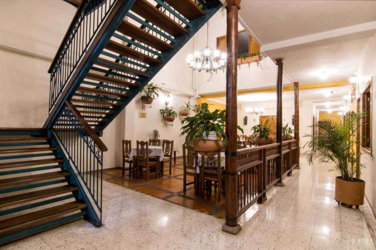 Hotel Valdivia Plaza Jardín Εξωτερικό φωτογραφία