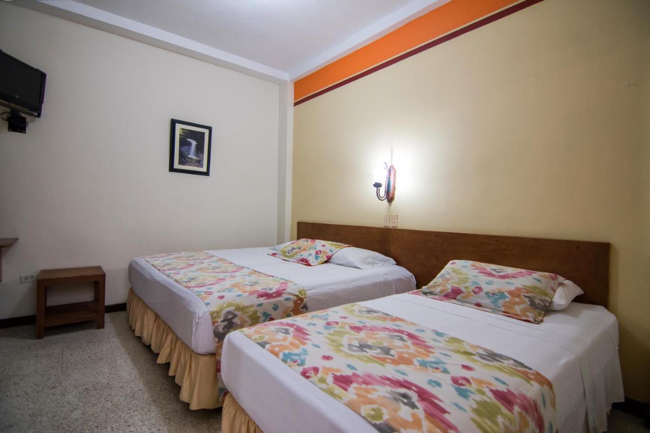 Hotel Valdivia Plaza Jardín Εξωτερικό φωτογραφία